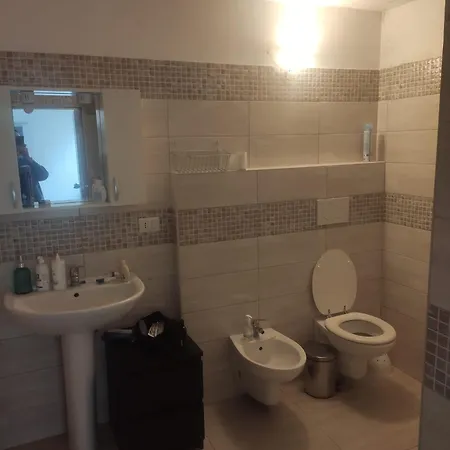 Apartament Con Due Da Letto Al Centro Di Bari