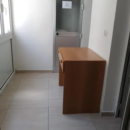 Apartamento Con Due Da Letto Al Centro Di *