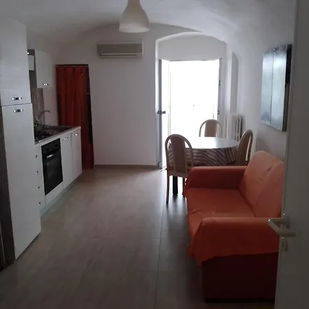 Con Due Da Letto Al Centro Di Apartamento Bari