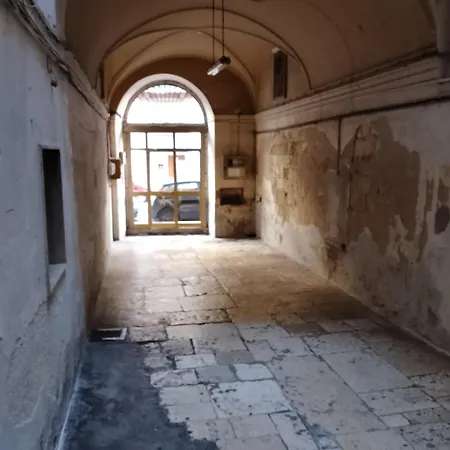 شقة Con Due Da Letto Al Centro Di *